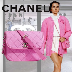 Alternative view of Túi Chanel Small Messenger Bag Neon Pink AS2537-B05615-NC517
