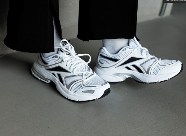 Giày Reebok Premier Road Plus 6 'White Silver Metallic' G58597 - Ảnh 8