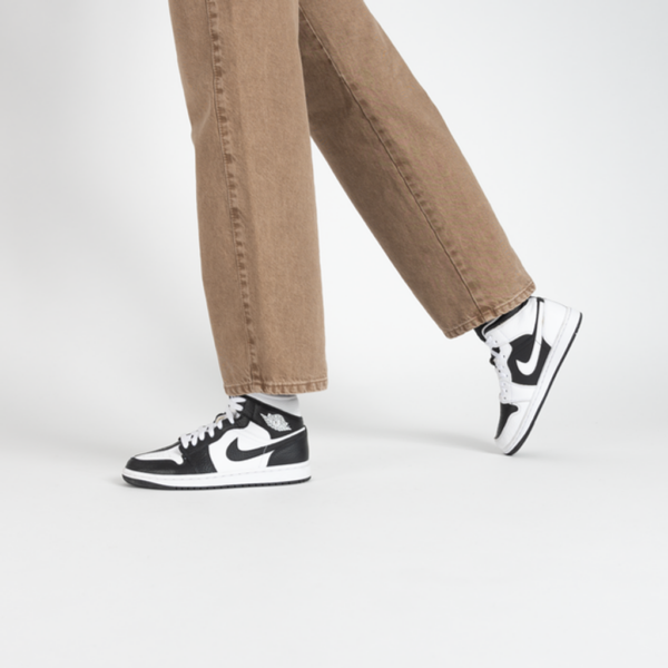 Giày Nike Wmns Air Jordan 1 Mid SE 'Homage' DR0501-101 - Ảnh 2