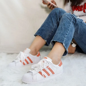 Giay Adidas SuperStar W 'White Chalk Coral' CG5462