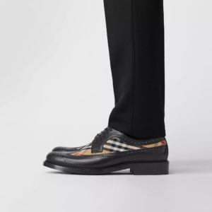 Alternative view of Giày Burberry Brogue Detail Leather Vintage Check Derby Black Beige 80162581