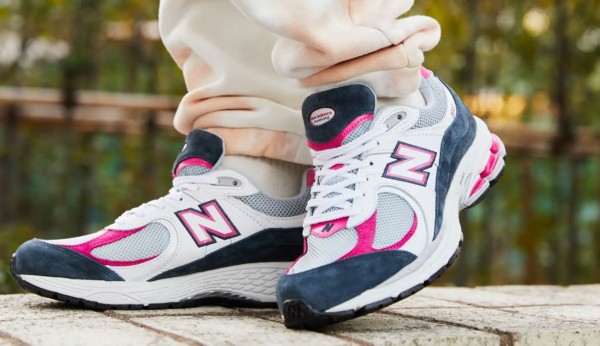 Giày New Balance 2002 'Petrol Exuberant Pink' ML2002RH - Ảnh 3