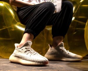 Alternative view of Giày Adidas Yeezy Boost 350 V2 Citrin (Non-Reflective) FW3042