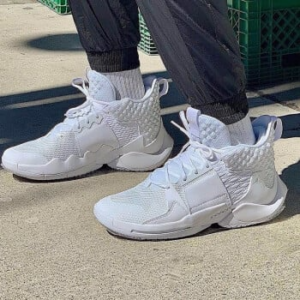 Alternative view of Giày Nike Jordan Why Not Zer0.2 'Triple White' AO6219-101