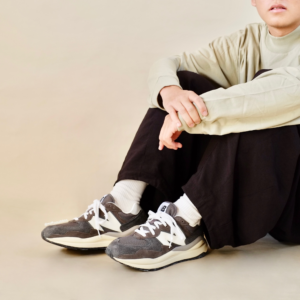 Giay New Balance 5740 'Vintage Dark Grey White' M5740VL1