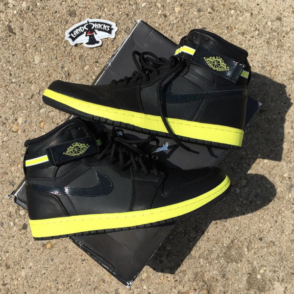 Giày Nike Air Jordan 1 High Strap 'Voltage' 342132-001 - Ảnh 3