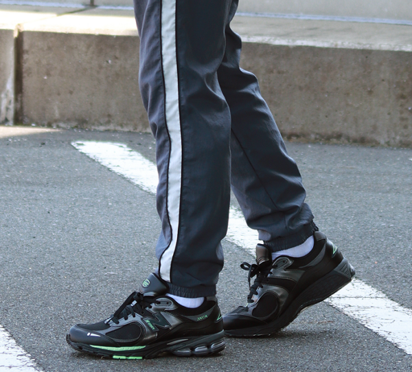 Giày New Balance 2002R 'Black Green' M2002RLD - Ảnh 6
