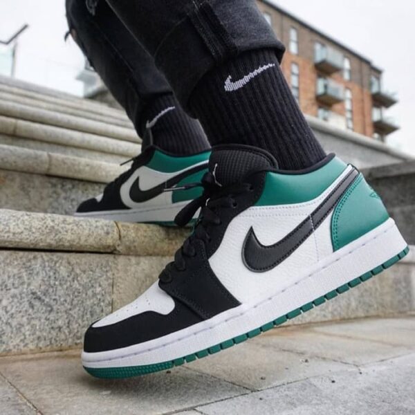 Giày Nike Air Jordan 1 Low "Mystic Green" 553558-113 - Ảnh 2