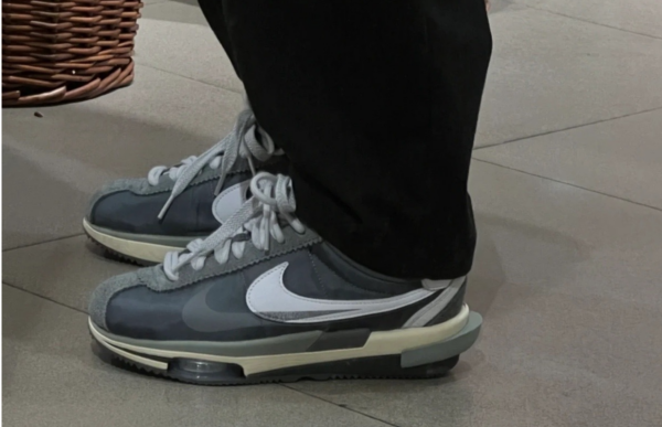Giày Nike Zoom Cortez SP 'Sacai Iron Grey' DQ0581-001 - Ảnh 4