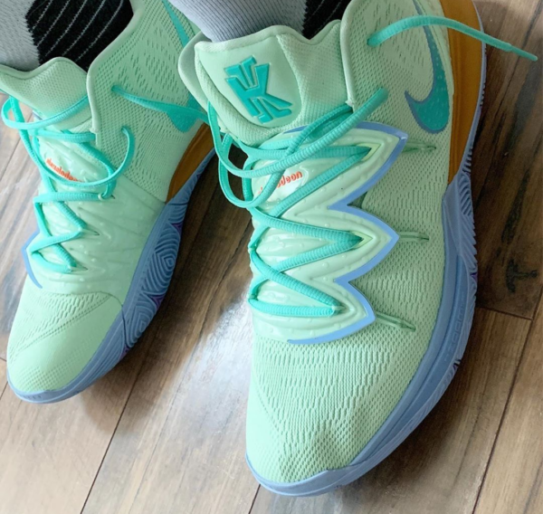 Giày Nike Kyrie 5 Spongebob 'Squidward' CJ6950-300 - Ảnh 3