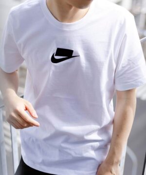 Alternative view of Áo Nike Sportswear White and Black Casual  CQ5347-101