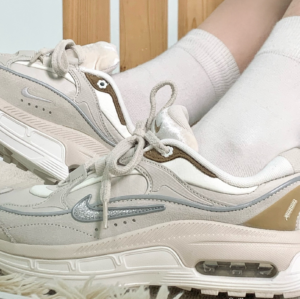 Giay Nike Air Max Bliss 'Bling' FB1860-101