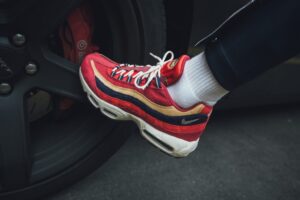 Alternative view of Giày Nike Air Max 95 Premium 'Red Crush' 538416-603