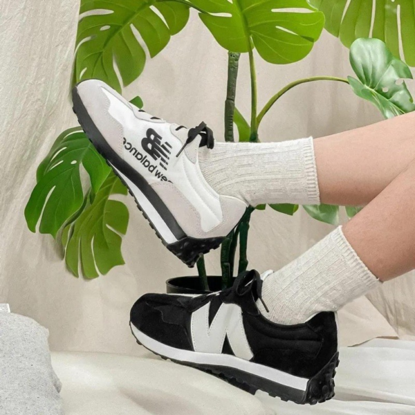 Giày New Balance 327 Big Kid 'Collective Black' GS327BW1 - Ảnh 4