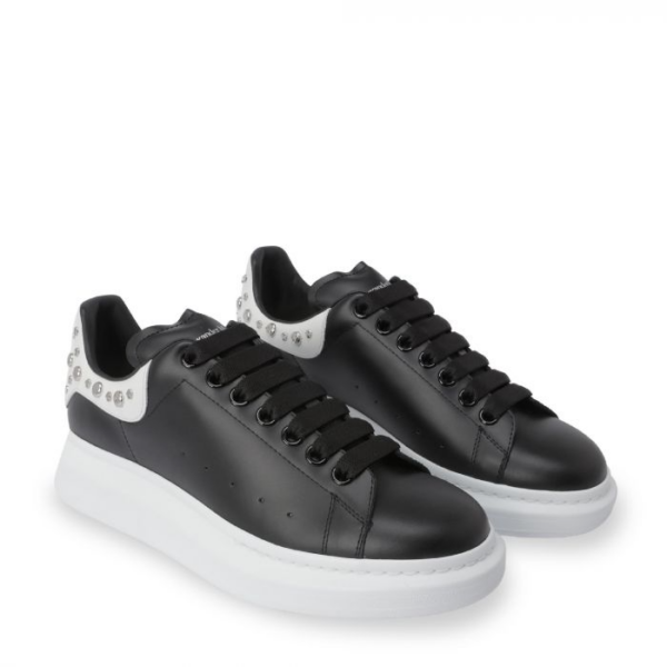 Giày Alexander McQueen Studded Oversized Sneaker 'White Black' 553776-WHGP5-1070 - Ảnh 5