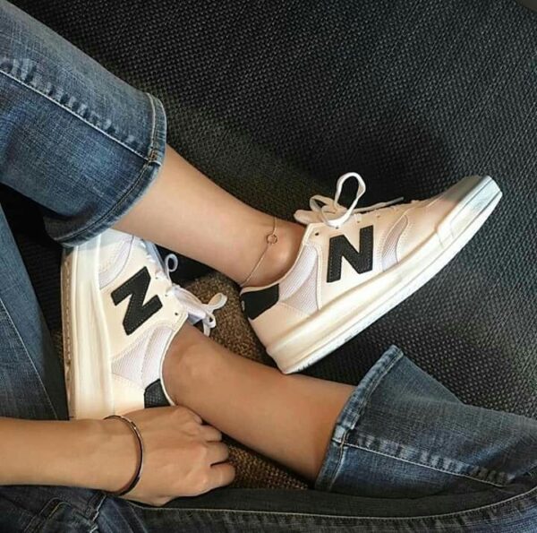 Giày New Balance 300 'White Black" CRT300GH - Ảnh 3