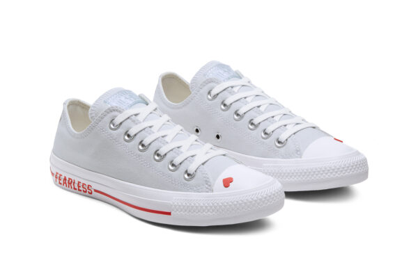 Giày Converse Chuck Taylor All Star Low 'Love Fearlessly' 567157F - Ảnh 5