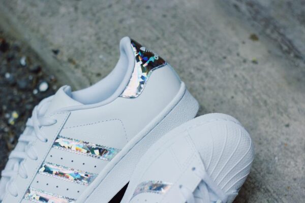 Giày Adidas Superstar 'White Holographic Stripes' F33889 - Ảnh 6