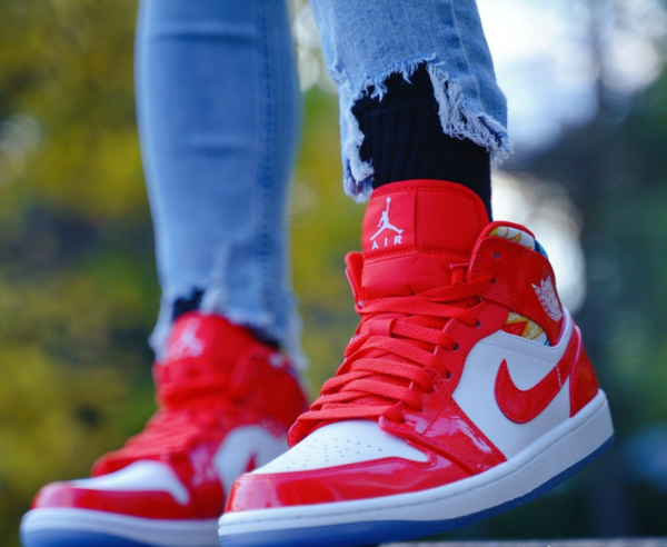 Giày Nike Air Jordan 1 Mid SE 'Barcelona Sweater' DC7294-600 - Ảnh 3