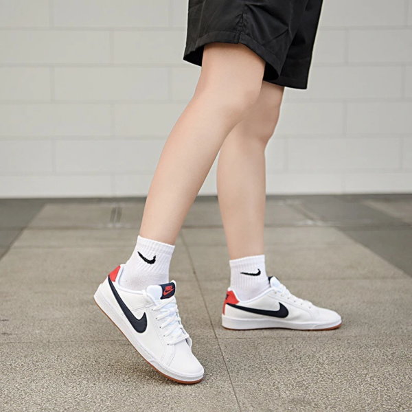 Giay Nike Court Royale White Red Black 833535107
