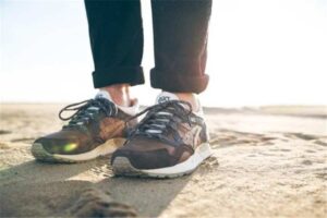 Alternative view of Giày ASICS Common Wealth x Gel Lyte 5 'Da Vinci' H44JK 6163