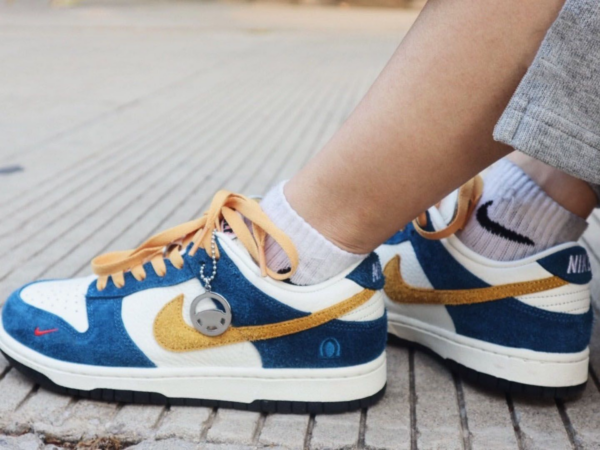 Giày Nike Kasina x Dunk Low '80s Bus' CZ6501-100 - Ảnh 2