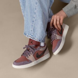 Alternative view of Giày Nike Air Jordan 1 Low 'Canyon Rust' DC0774-602