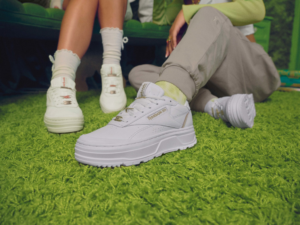 Alternative view of Giày Reebok Club C Double Geo 'White Moonstone' GX8766