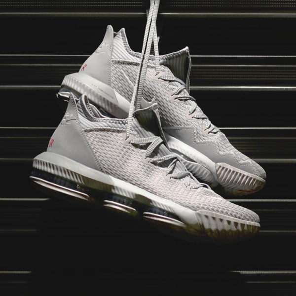 Giày Nike LeBron 16 Low 'Wolf Grey' CI2668-003 - Ảnh 4