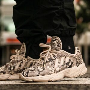 Alternative view of Giày Adidas Yung 1 Consortium 'Texas' EG1717