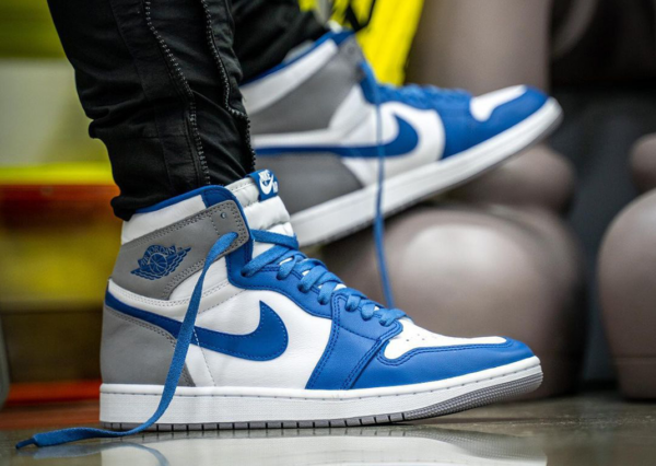 Giay Nike Air Jordan 1 Retro High Og Gs 'True Blue' FD1437-410