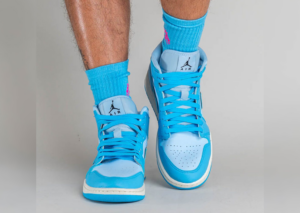 Giay Nike Air Jordan 1 Mid SE 'Ice Blue' DV1302-400