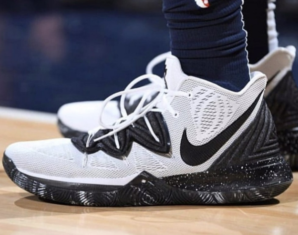 Giày Nike Kyrie 6 'Oreo' BQ4630-100 - Ảnh 2