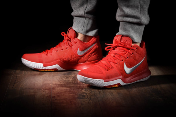 Giày Nike Kyrie 3 GS 'University Red' 859466-601 - Ảnh 4
