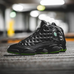 Alternative view of Giày Nike Air Jordan 13 Retro GS 'Altitude' 2017 414574-042
