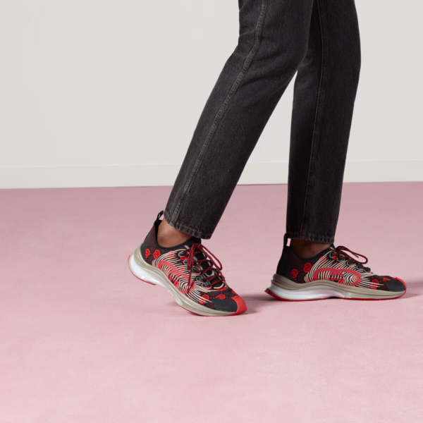 Giày Gucci Run 'Red And Black' 680900USN108490 - Ảnh 2