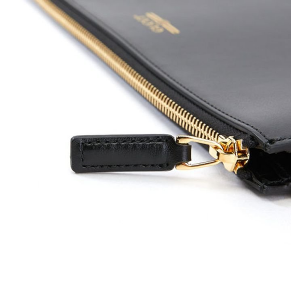 Túi Gucci Pouch With Gucci Logo 547613 0YA0G 1000 - Ảnh 3