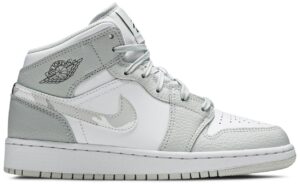 Giày Nike Air Jordan 1 Mid SE GS 'Swoosh Logo Grey Camo' DD3235-100