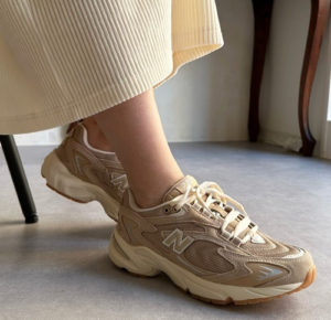 Giay New Balance 725 'Urbancore' ML725W