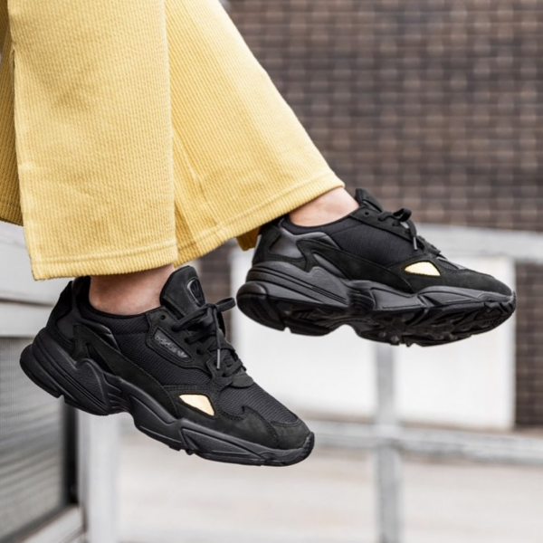 Giày Adidas Wmns Falcon 'Core Black' G26880 - Ảnh 4