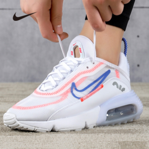 Alternative view of Giày Nike Wmns Air Max 2090 'White Flash Crimson' CT1290-100