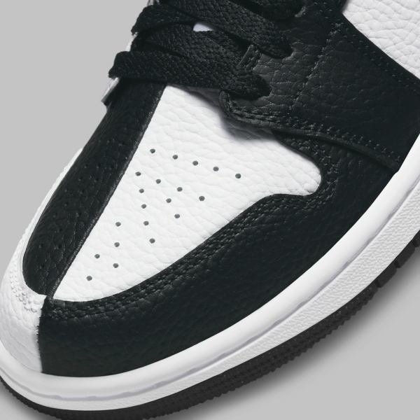 Giày Nike Wmns Air Jordan 1 Low SE Homage 'White Black' DR0502-101 - Ảnh 5