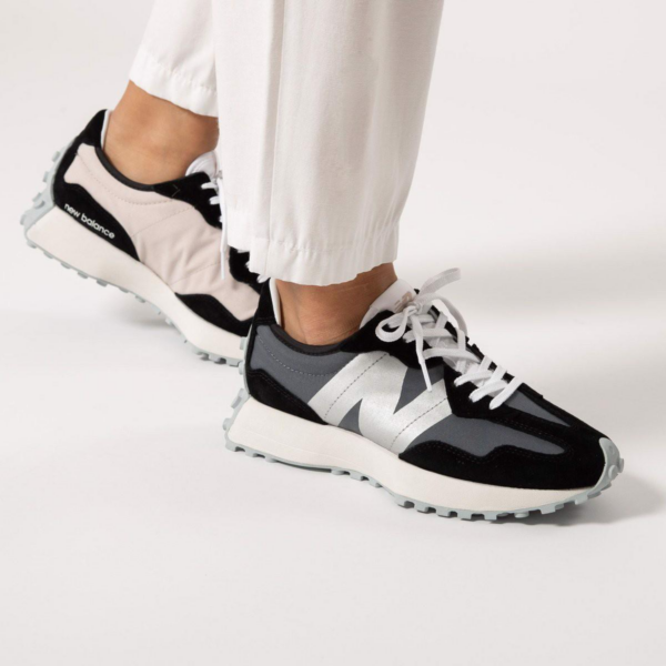 Giày New Balance Wmns 327 'Black White' WS327CPA - Ảnh 2