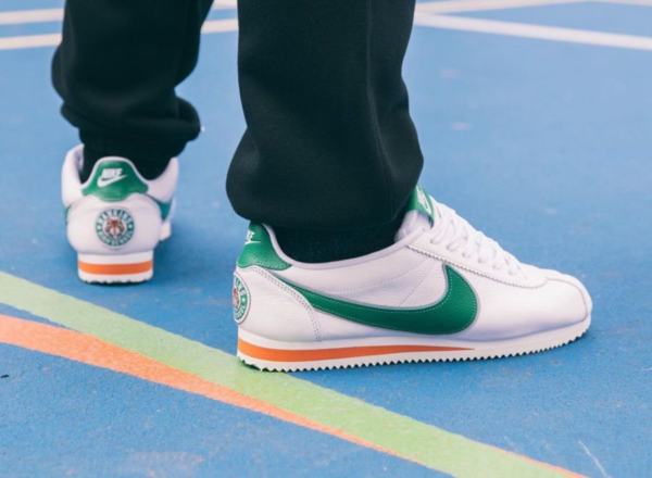 Giày Nike Stranger Things x Cortez 'Hawkins High' CJ6106-100 - Ảnh 2