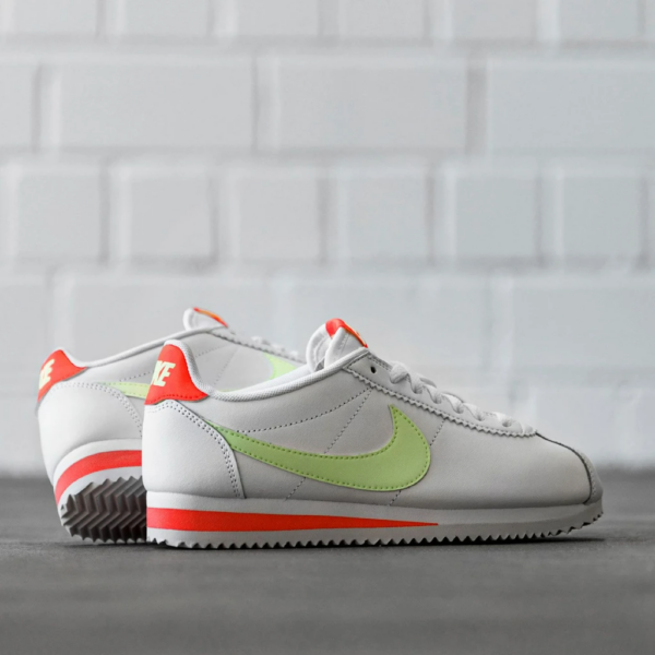Giày Nike Wmns Classic Cortez Leather 'Volt Flash Crimson' 807471-116 - Ảnh 5
