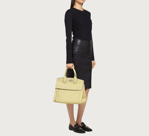 Túi Salvatore Ferragamo The Studio Leather 'Yellow' 21H15-744533 - Ảnh 5