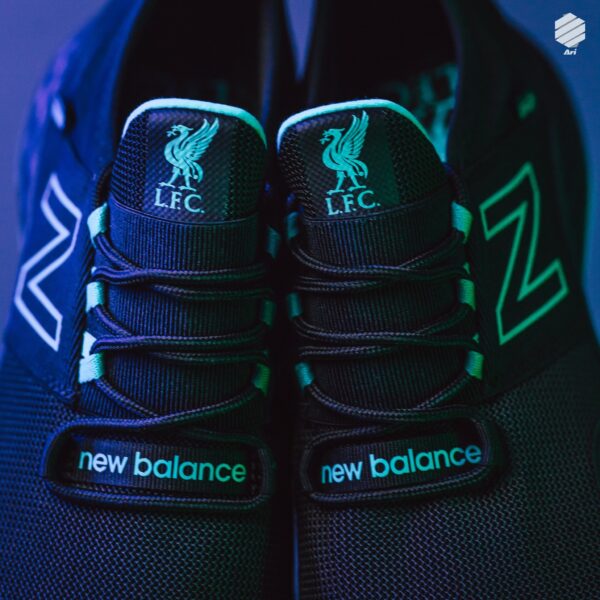 Giày New Balance Liverpool FC x FreshFoam ROAV MROAVLF - Ảnh 4