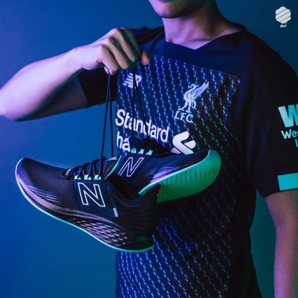 Giày New Balance Liverpool FC x FreshFoam ROAV MROAVLF - Ảnh 2