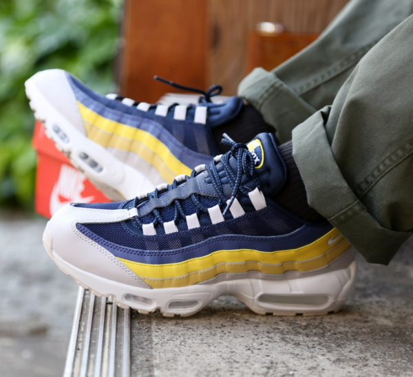 Giày Nike Air Max 95 Essential 'Lemon Wash' 749766-107 - Ảnh 3