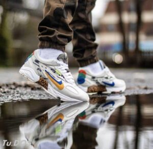 Alternative view of Giày Nike Air Ghost Racer 'Copy and Paste' CT2537-100